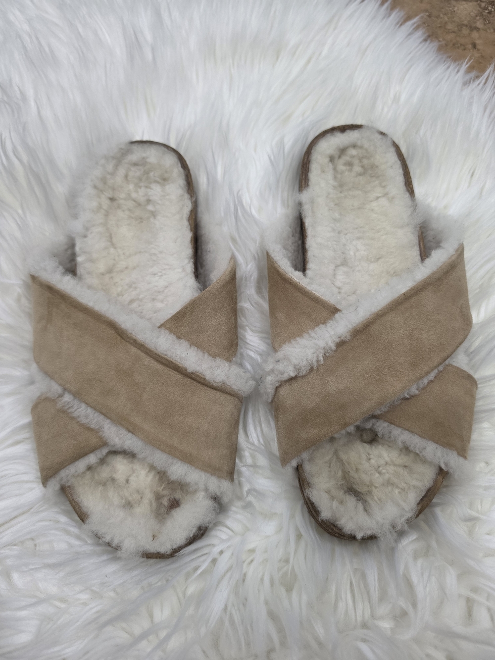 Jenni Kayne Tan Suede Crossband Shearling Slippers